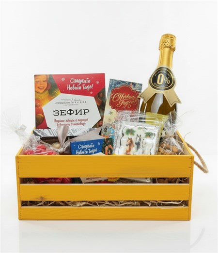 Новогодний подарок "Новогодняя коробочка сладких сюрпризов" 17976